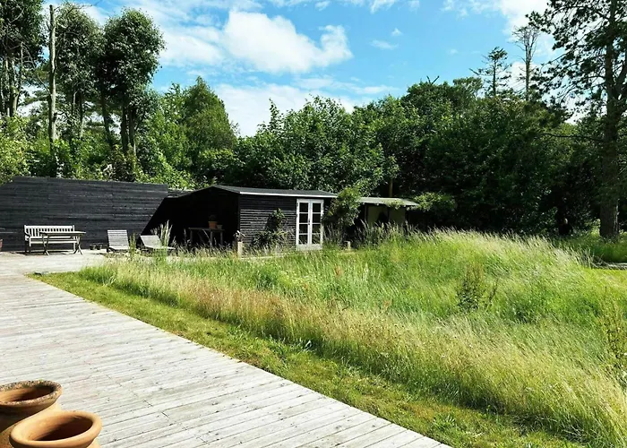 Architect-designed With Stunning Views *